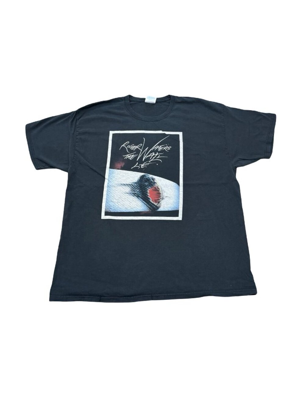 Vintage Roger Waters “The Wall Live Tour 2010” Band T-Shirt Black
